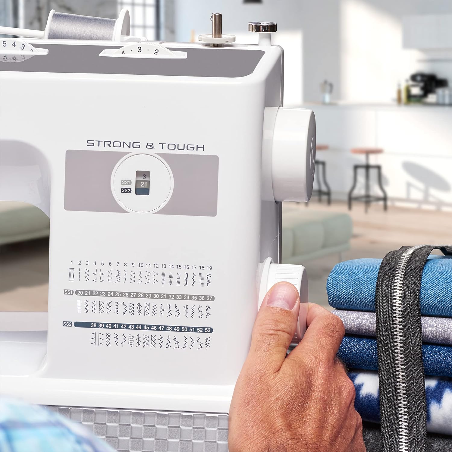 Machine à coudre robuste et robuste, 37 points intégrés, bras libre, 6 pieds inclus