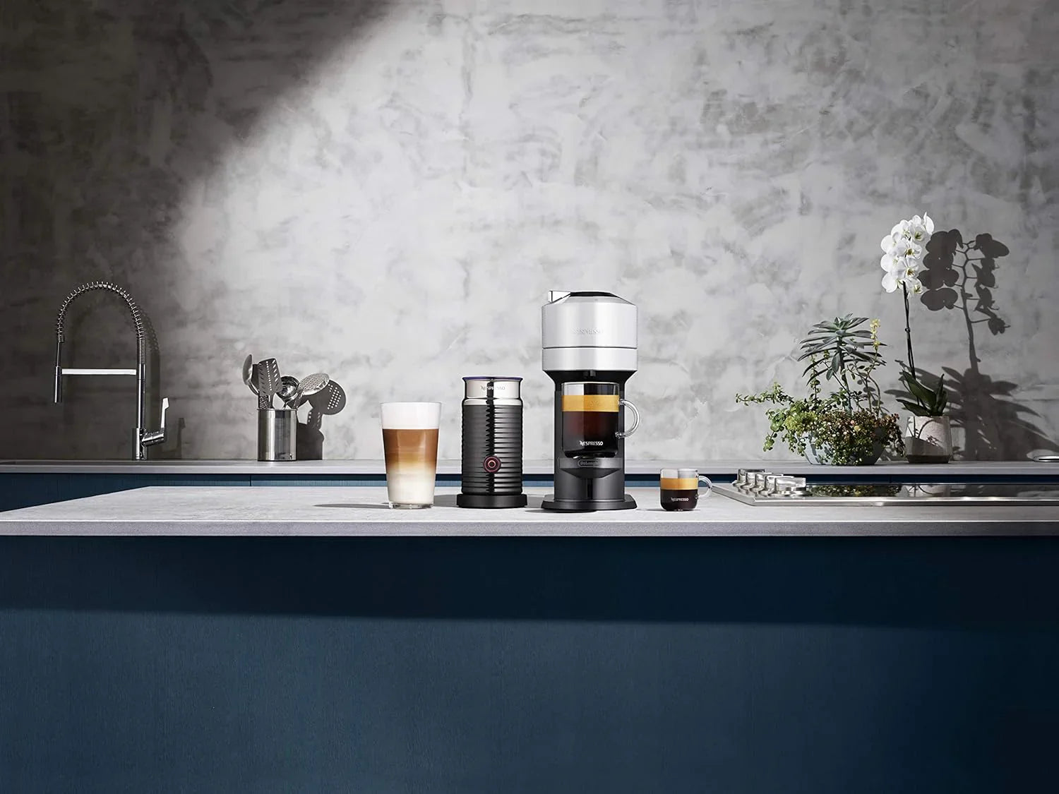 Nespresso Vertuo Next de De’Longhi – Machine à café et expresso blanche