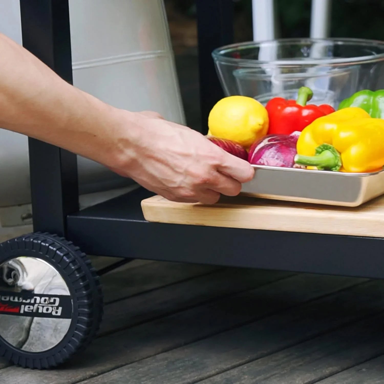 Table à manger Royal Gourmet avec double étagères, chariot de barbecue mobile en acier inoxydable, crochets et poignées latérales