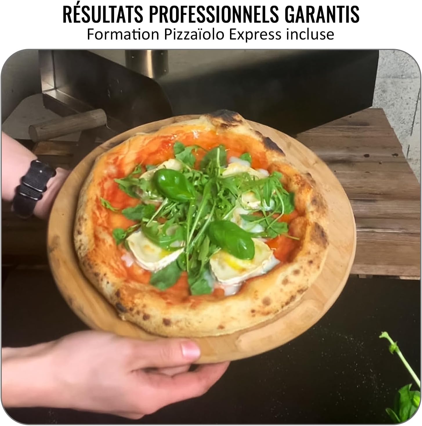Four à Pizza Extérieur au Feu de Bois ● Conçu en France ● Acier Premium ● Surface de Cuisson XXL ● Flux d'Air Réglable ● Art Culinaire & Savoir-faire ● Housse et Pelle ● Pierre de Cuisson ● FLAMEOVEN