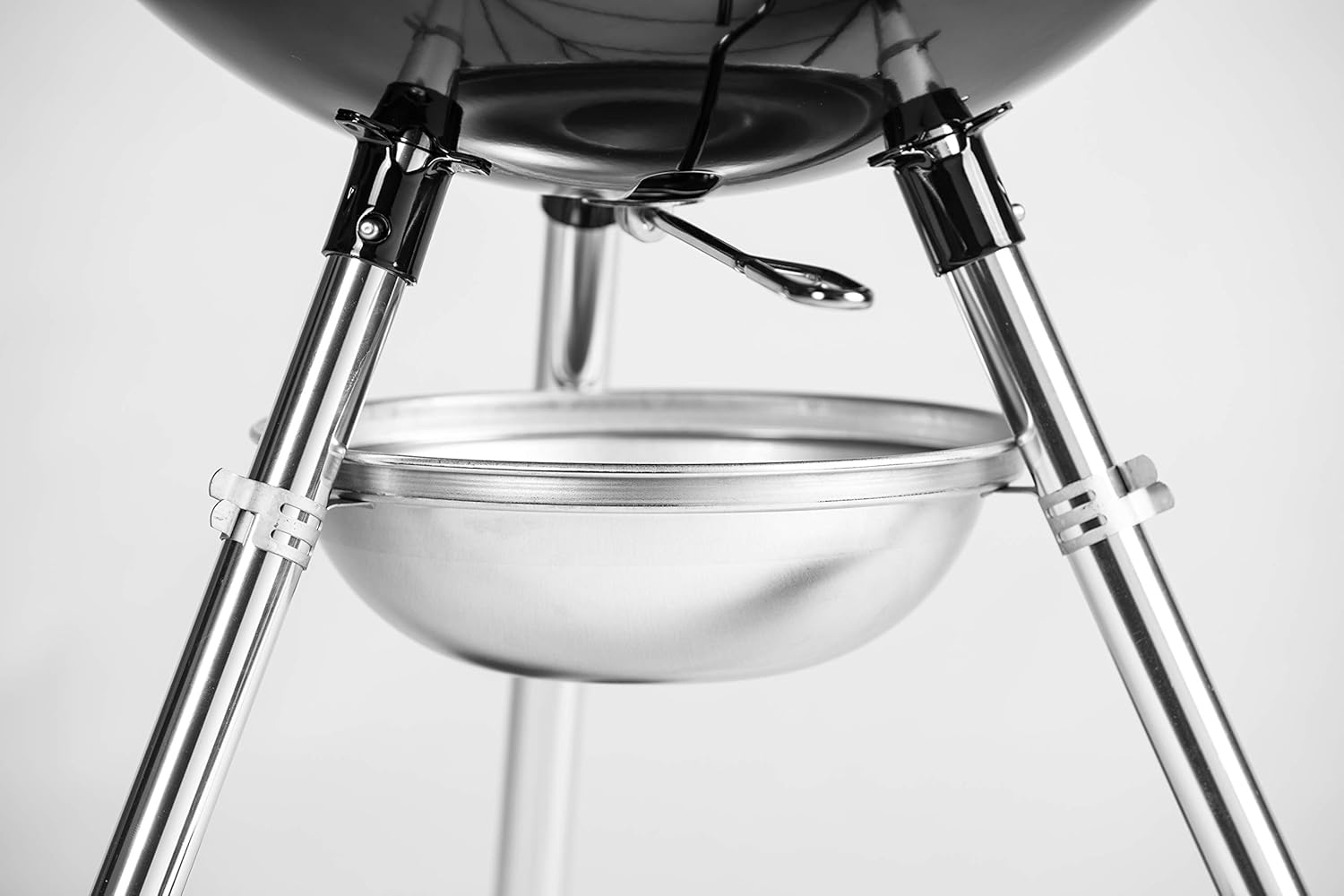 Barbecue au charbon de bois Weber Compact Kettle/avec trépied et roues