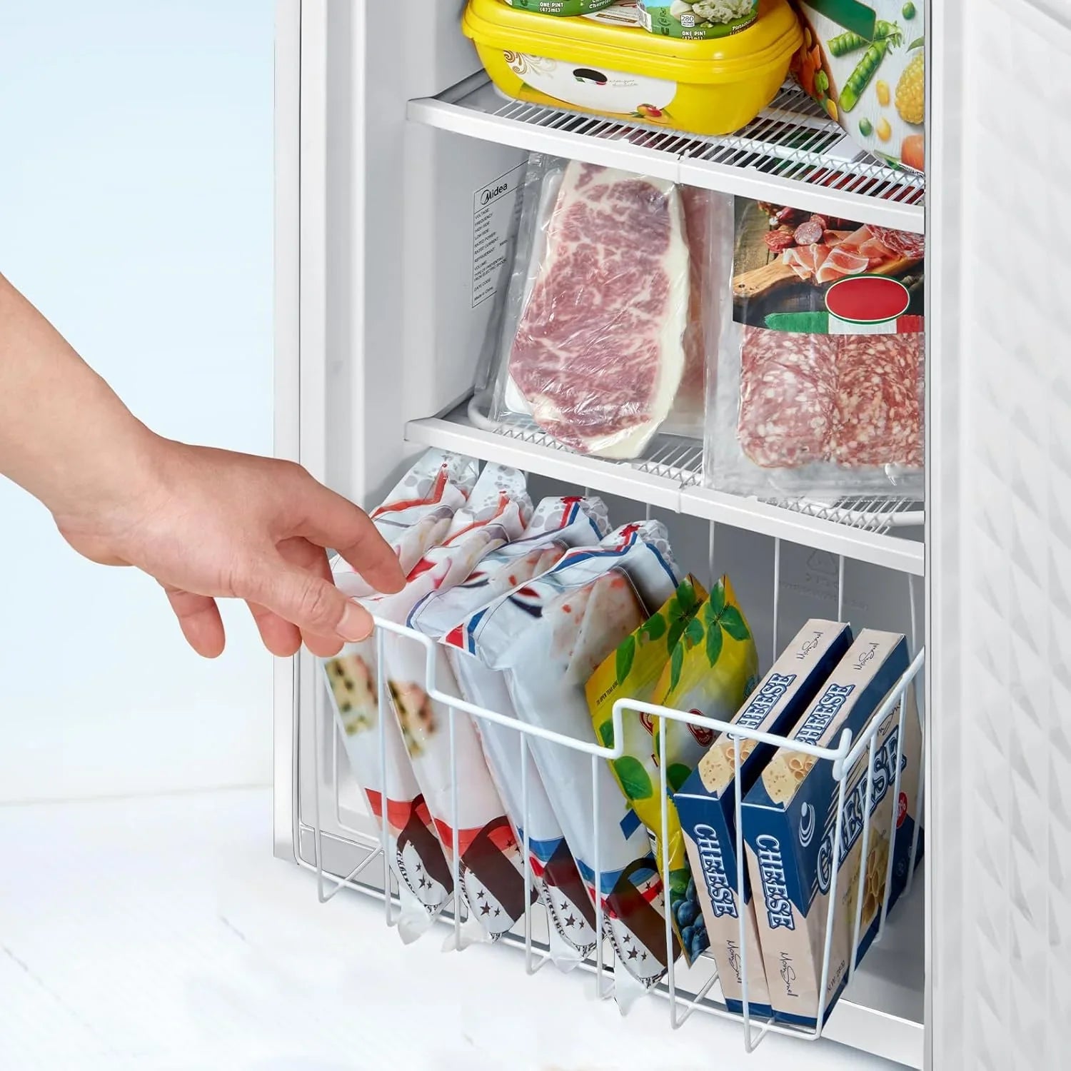 Congélateur vertical grand format noir 3,0 pieds cubes