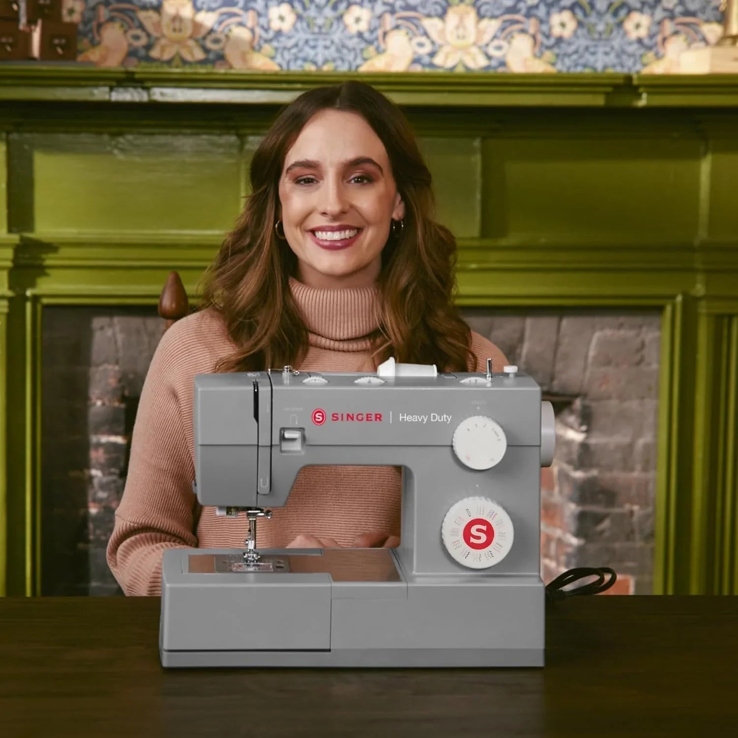 Machine à coudre haute vitesse SINGER Heavy Duty 4452 avec 110 points