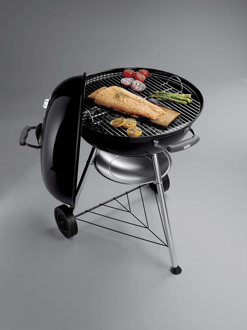 Barbecue au charbon de bois Weber Compact Kettle/avec trépied et roues