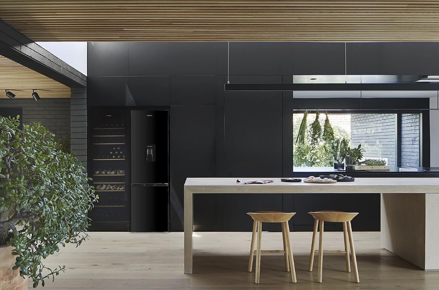 Réfrigérateur de table GEDTECH 85 L GTOP93BL avec compartiment congélateur - Classe E