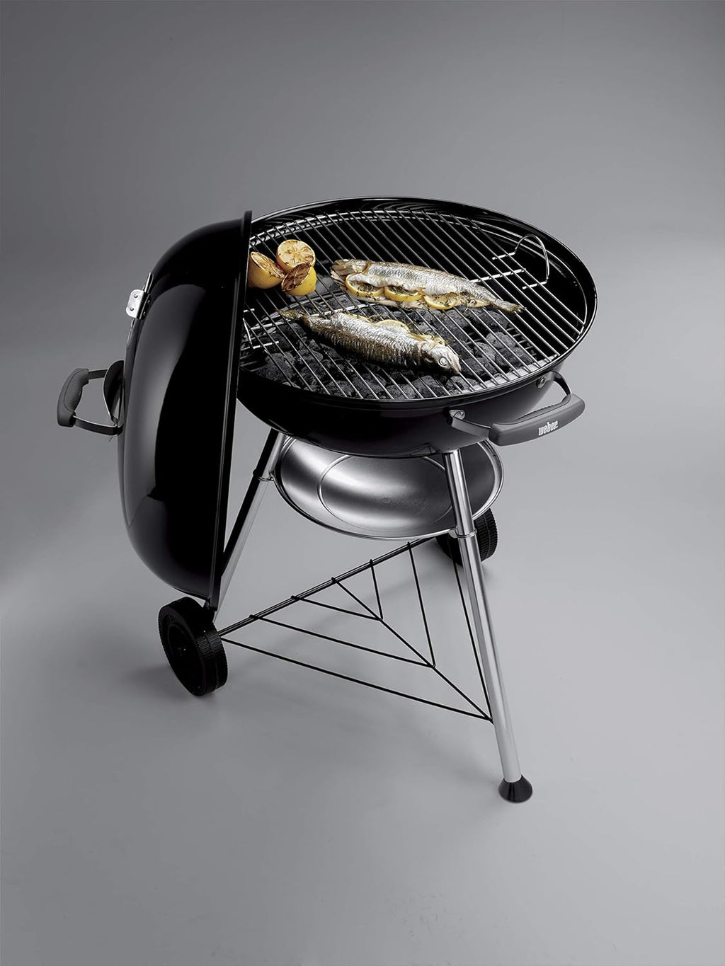 Barbecue au charbon de bois Weber Compact Kettle/avec trépied et roues