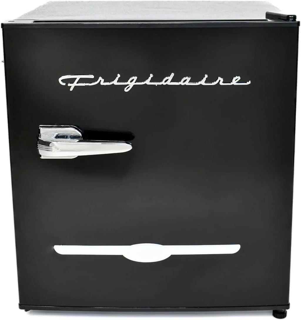 Réfrigérateur compact rétro Frigidaire EFR176 avec congélateur