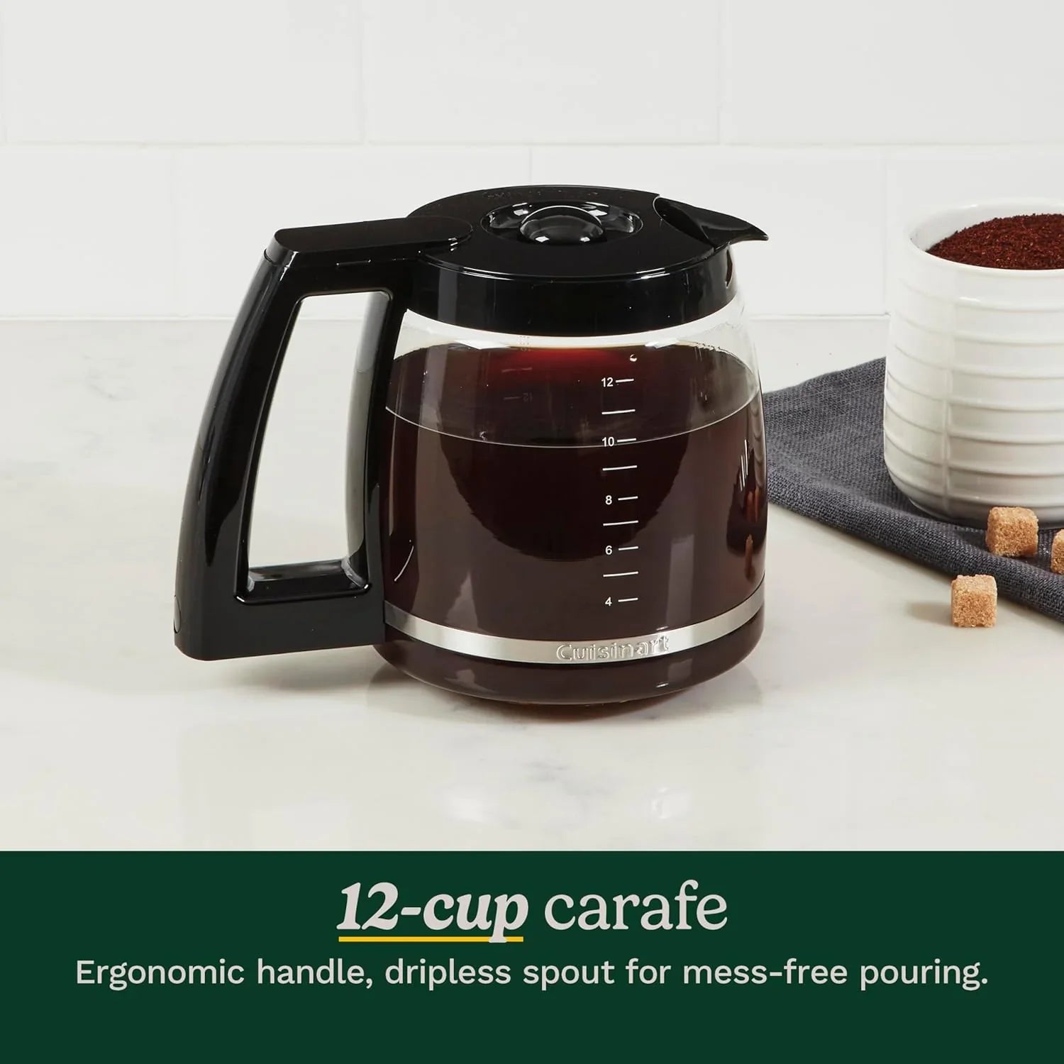 Cafetière programmable 12 tasses DCC-1200P1, carafe