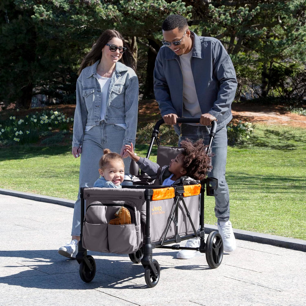 Poussette tout-terrain Jeep Sport de Delta Children