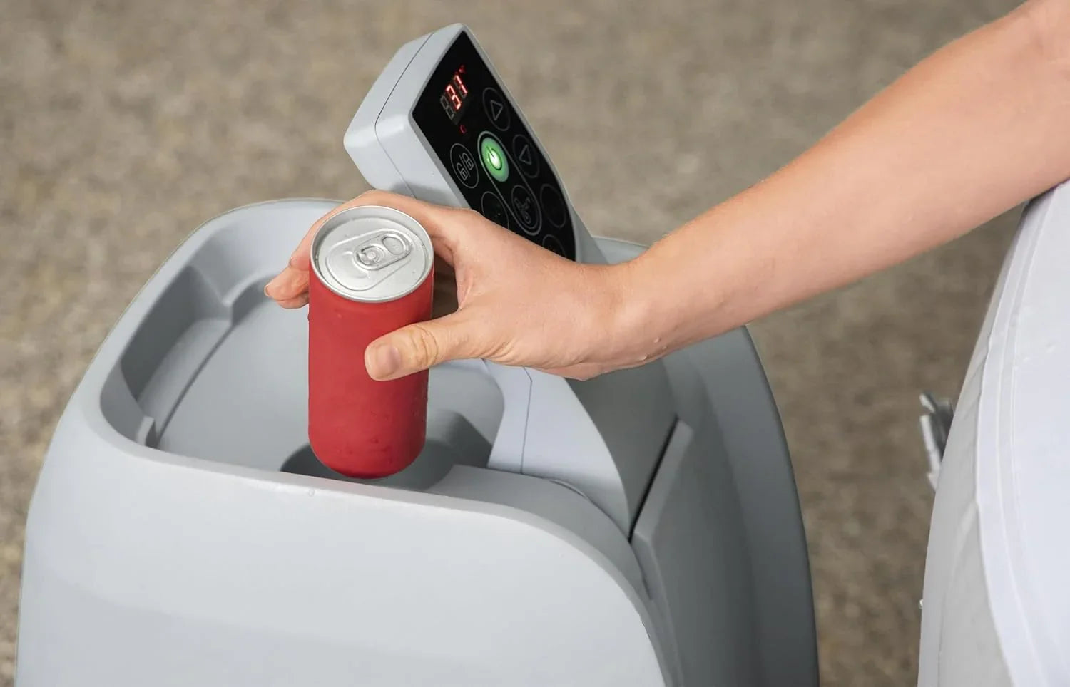 Spa gonflable d'extérieur Bestway Palm Springs EnergySense Smart AirJet Plus pour 4 à 6 personnes avec 140 AirJets et couverture isolante