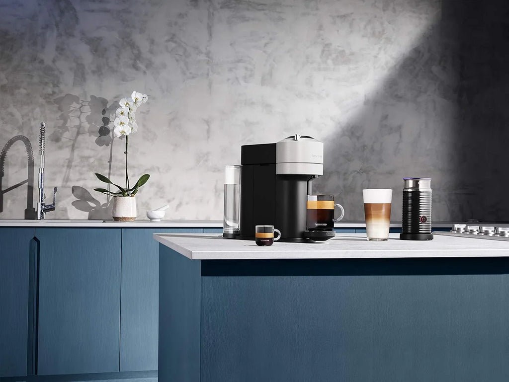 Nespresso Vertuo Next de De’Longhi – Machine à café et expresso blanche